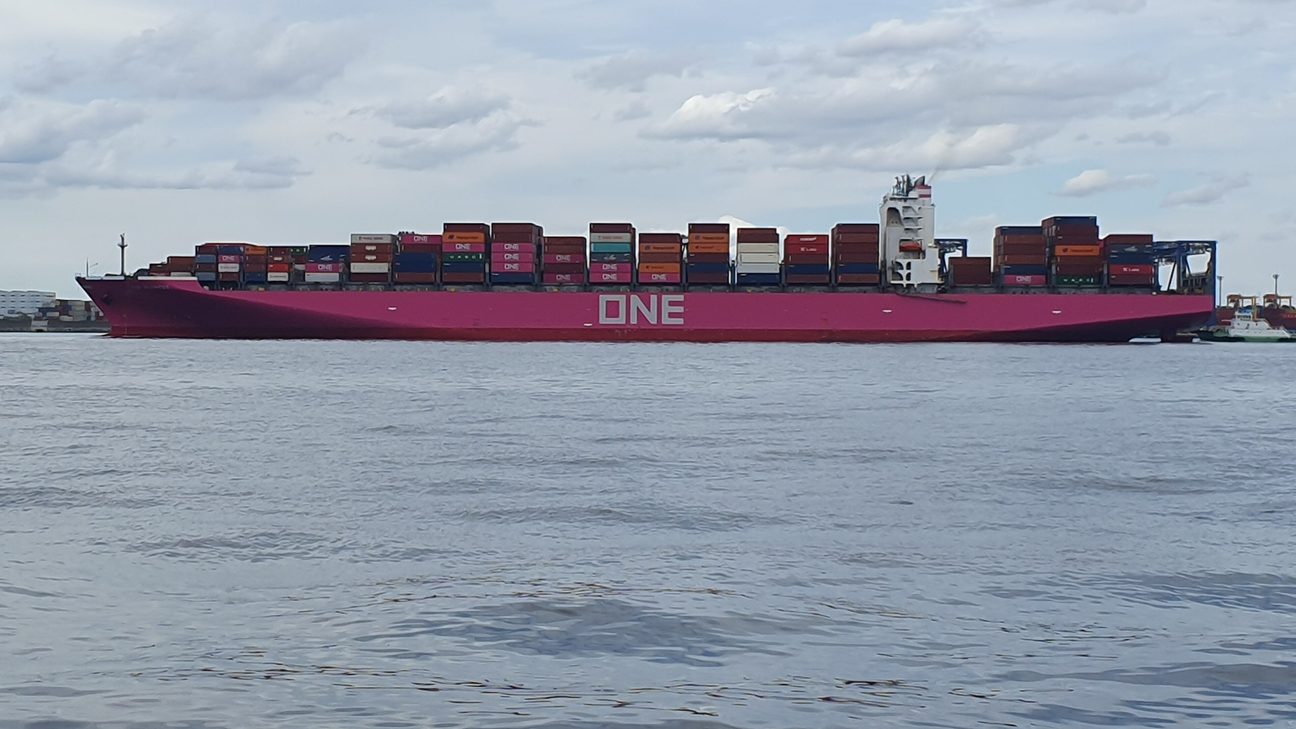 Container ship entering Tokyo harbour